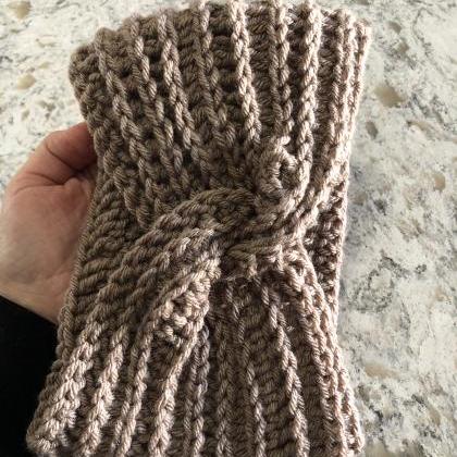 Crochet winter Headband/Ear-warmer ..